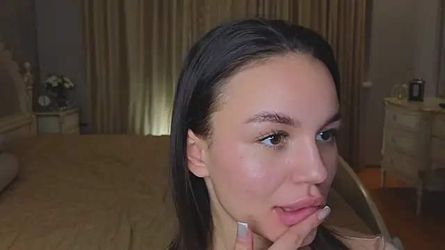 Snapshot of UdelaAshfield chatting on January 12, 10:43 pm UdelaAshfield online show from January 12, 10:43 pm