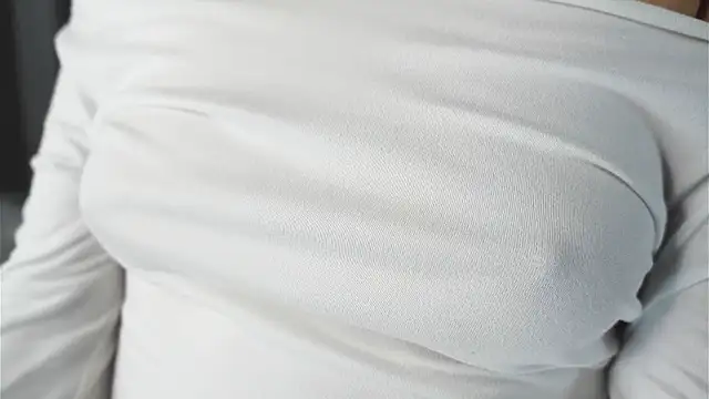 Snapshot of UdelaAshfield chatting on March 7, 10:43 pm UdelaAshfield online show from March 7, 10:43 pm