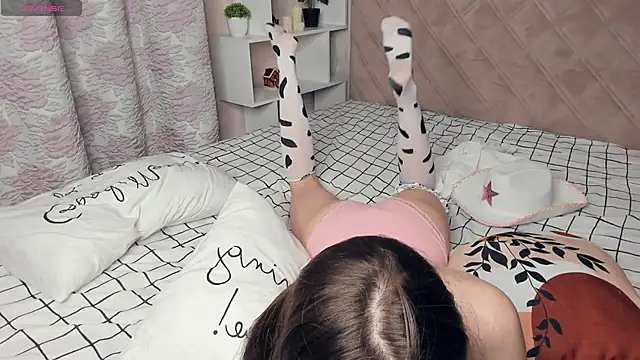 BlissDodd online show from March 17, 9:34 pm