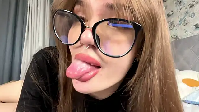 BlissDodd online show from October 13, 6:41 pm