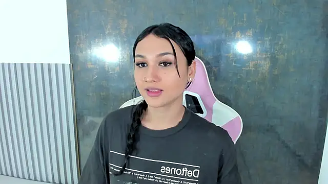 lana boomer online show from September 24, 7:50 pm