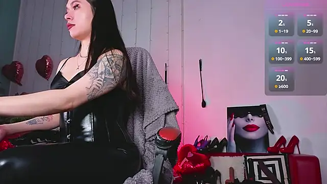 Vanessa Ives  online show from February 15, 8:38 pm