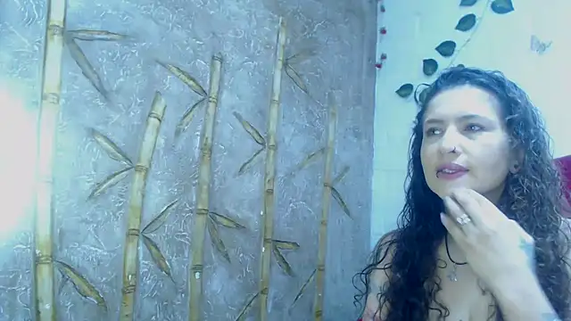 Snapshot of Leyla_Horny_Bg chatting on March 15, 9:16 pm Leyla Horny Bg online show from March 15, 9:16 pm