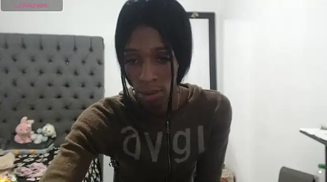 lucianadolll online show from March 12, 5:02 am