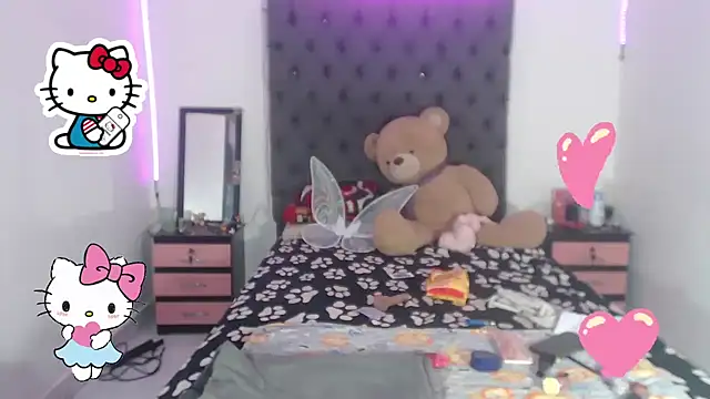 lucianadolll online show from September 23, 8:12 pm