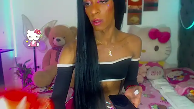 lucianadolll online show from January 17, 8:45 pm