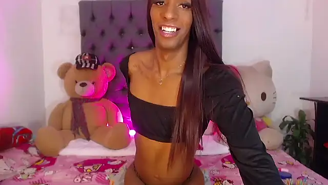 lucianadolll online show from June 5, 4:56 pm