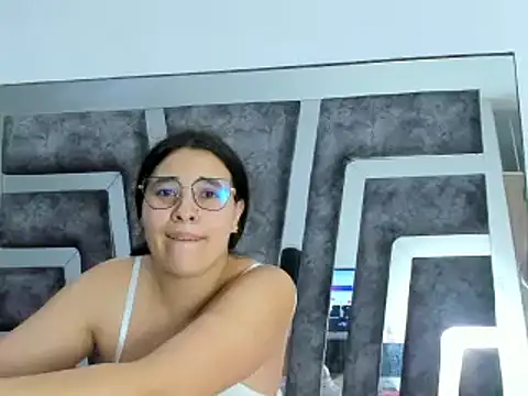 Salome Moonn online show from February 8, 3:08 am