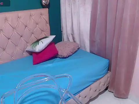 renata milf  online show from October 29, 11:45 am