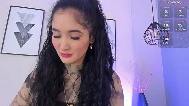 Snapshot of amanda_Hayek chatting on February 16, 7:16 pm amanda Hayek online show from February 16, 7:16 pm