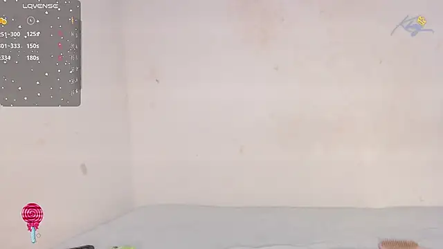 ViolettBrowns online show from March 25, 1:06 pm