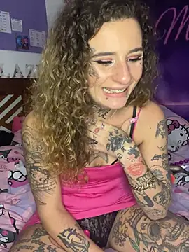 BlazyKitsune- online show from January 2, 6:01 pm