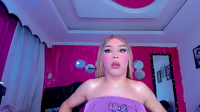 TiffanyMackensyy online show from June 11, 12:54 am