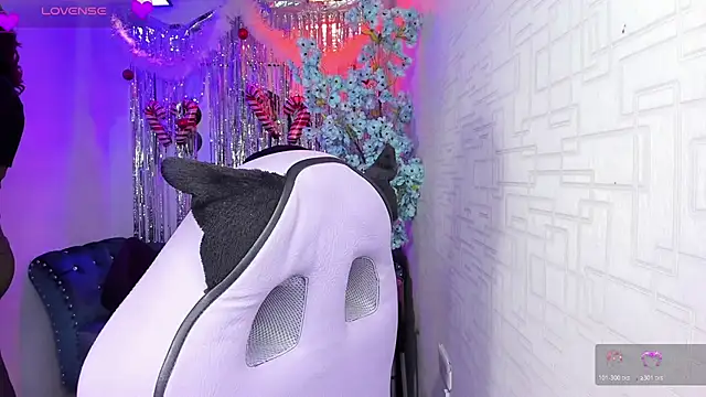 Theia moon online show from December 22, 1:41 pm