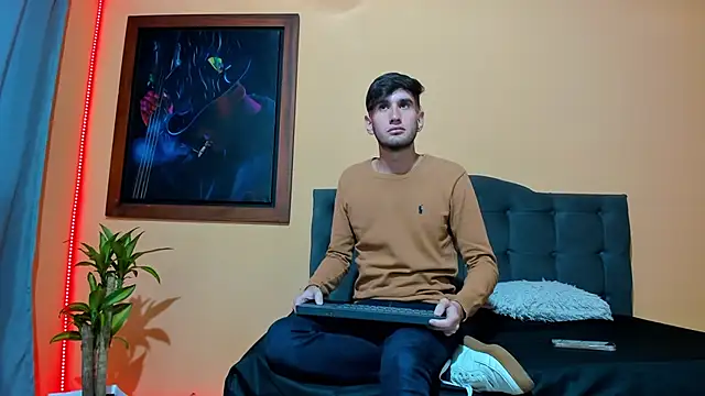 Thhiago tay online show from December 10, 1:00 pm