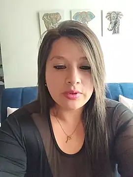 Snapshot of Neve_Collins chatting on February 18, 2:35 pm Neve Collins online show from February 18, 2:35 pm