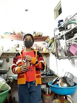 Snapshot of samosa73 chatting on January 23, 2:39 pm samosa73 online show from January 23, 2:39 pm