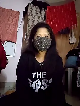 Snapshot of samosa73 chatting on February 4, 9:10 pm samosa73 online show from February 4, 9:10 pm