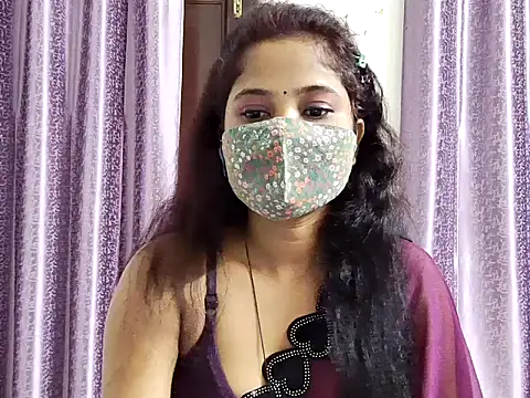 Snapshot of samosa73 chatting on September 27, 6:35 pm samosa73 online show from September 27, 6:35 pm