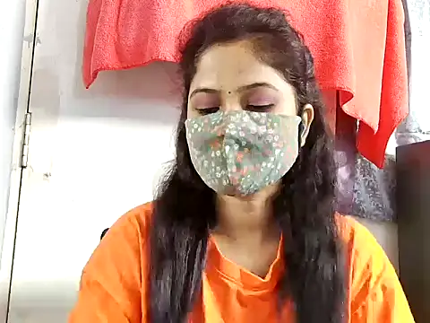 Snapshot of samosa73 chatting on November 15, 6:37 pm samosa73 online show from November 15, 6:37 pm