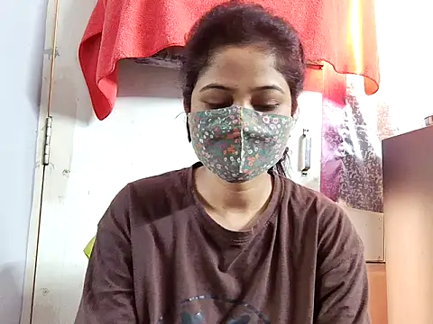 Snapshot of samosa73 chatting on November 18, 10:41 am samosa73 online show from November 18, 10:41 am