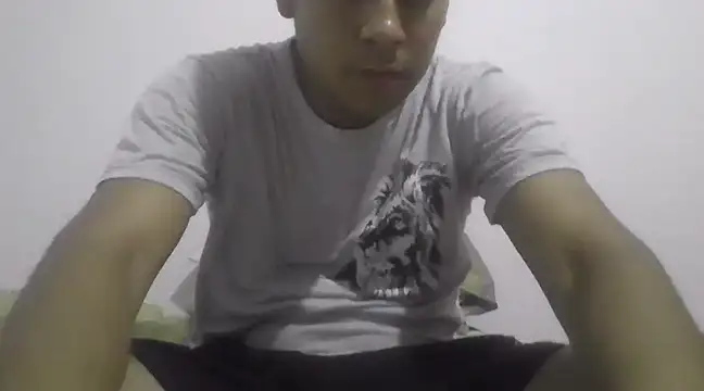 estudiante69 online show from February 6, 1:27 am