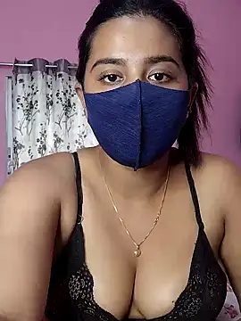 lovely-tanu online show from January 28, 10:45 am