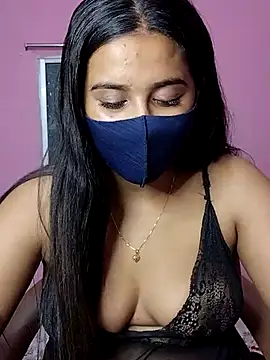 lovely-tanu online show from February 16, 6:32 pm