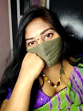 RomeoJuliet345 online show from February 2, 10:58 am