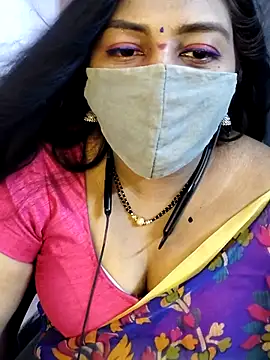 RomeoJuliet345 online show from March 9, 7:34 am