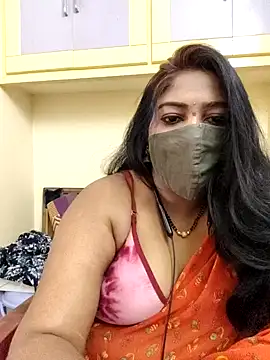 RomeoJuliet345 online show from March 20, 6:18 am