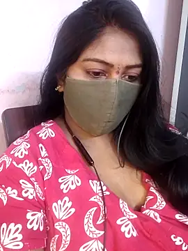 Snapshot of RomeoJuliet345 chatting on May 25, 3:51 pm RomeoJuliet345 online show from May 25, 3:51 pm