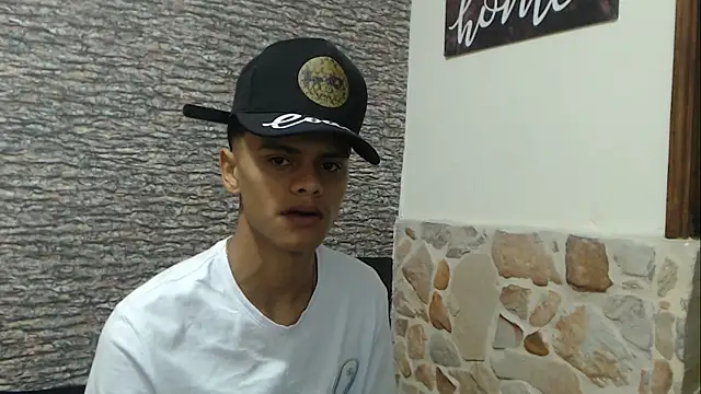 Snapshot of Billy_zander chatting on January 10, 12:58 pm Billy zander online show from January 10, 12:58 pm