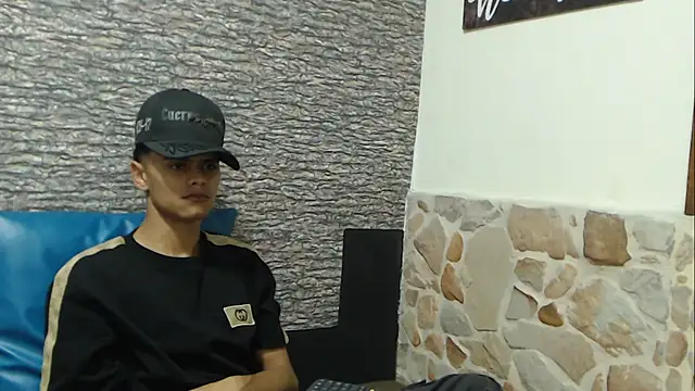 Snapshot of Billy_zander chatting on January 13, 12:45 pm Billy zander online show from January 13, 12:45 pm