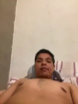 Snapshot of frank2368- chatting on April 11, 7:02 am frank2368- online show from April 11, 7:02 am