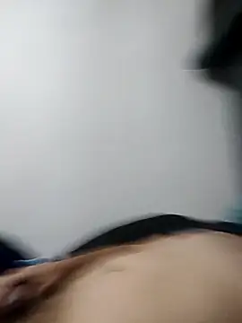 Snapshot of Alee3xxx chatting on October 1, 6:41 am Alee3xxx online show from October 1, 6:41 am