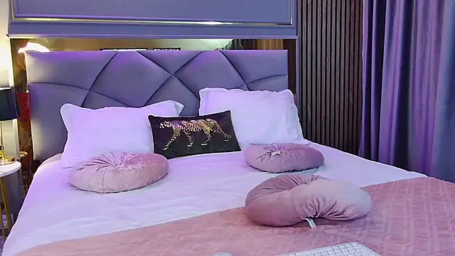 AvaCristal online show from June 10, 5:56 pm