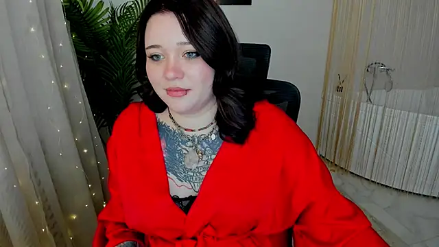 MoonLghte online show from February 28, 1:47 am