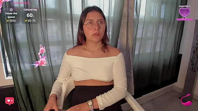 Noellesable online show from September 23, 5:27 pm