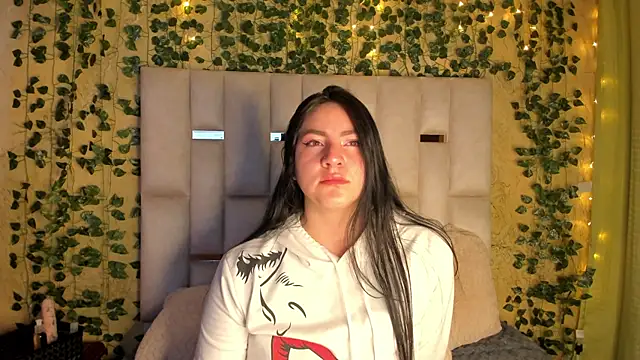 jenifer  power10 online show from January 3, 11:46 am