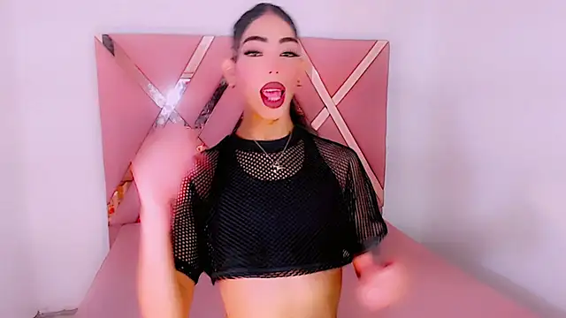 Snapshot of Luna_and_valery chatting on March 30, 8:10 pm Luna and valery online show from March 30, 8:10 pm