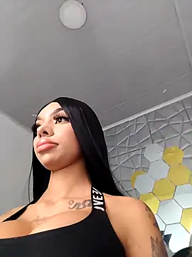 Tiffanny online show from October 2, 2:40 am