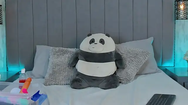 MeganCruzGB online show from January 17, 1:47 am