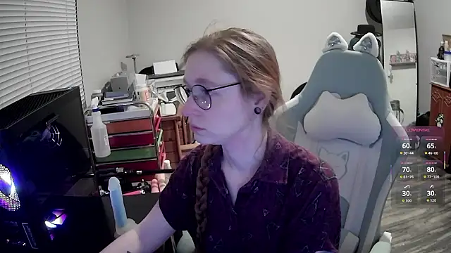 LilyFoxxx online show from March 15, 5:13 am