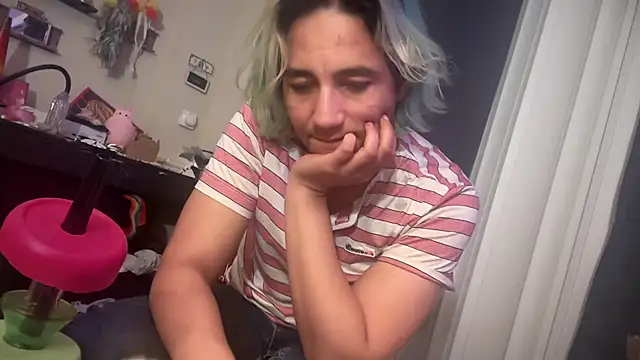 HornyTPup2 online show from November 15, 4:21 am