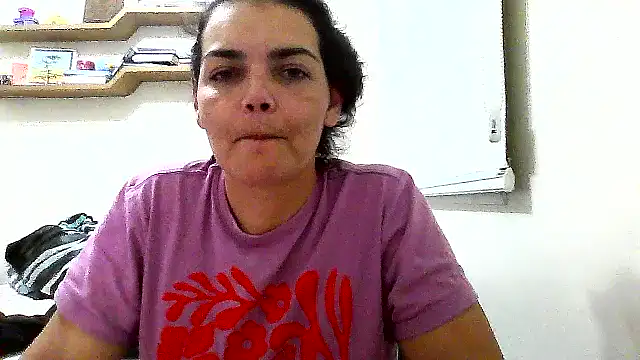 Snapshot of escritorasafada chatting on September 22, 1:18 am escritorasafada online show from September 22, 1:18 am