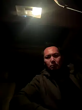 2Fly4Guy online show from December 15, 5:01 am