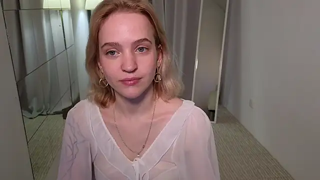 lolly pie online show from December 12, 5:37 pm