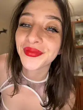 lolippp666 online show from May 12, 8:50 pm