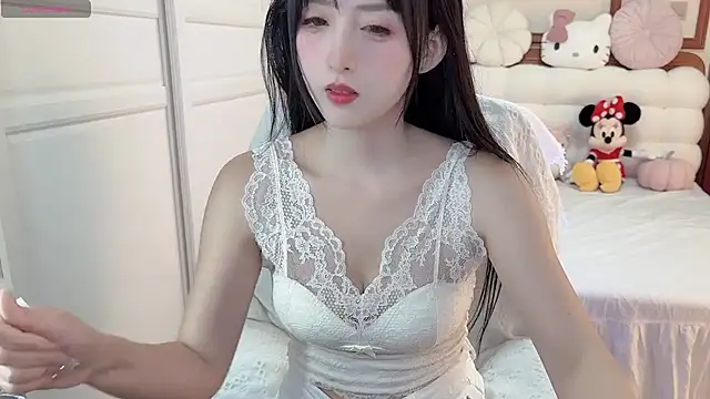 Snapshot of Unique-yiyi chatting on December 3, 3:11 pm Unique-yiyi online show from December 3, 3:11 pm